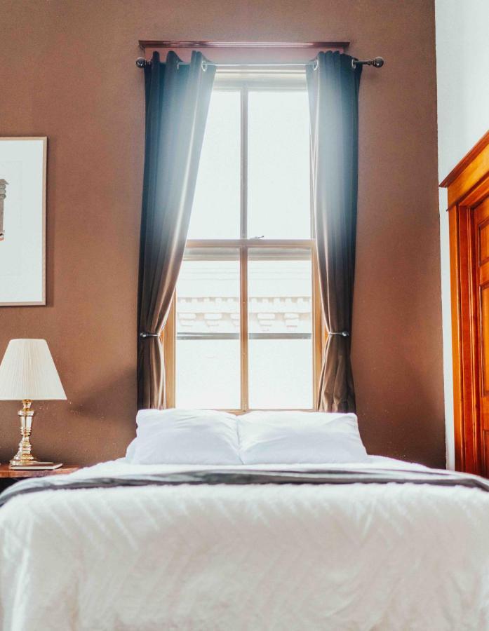 Town Hall Inn Lead المظهر الخارجي الصورة