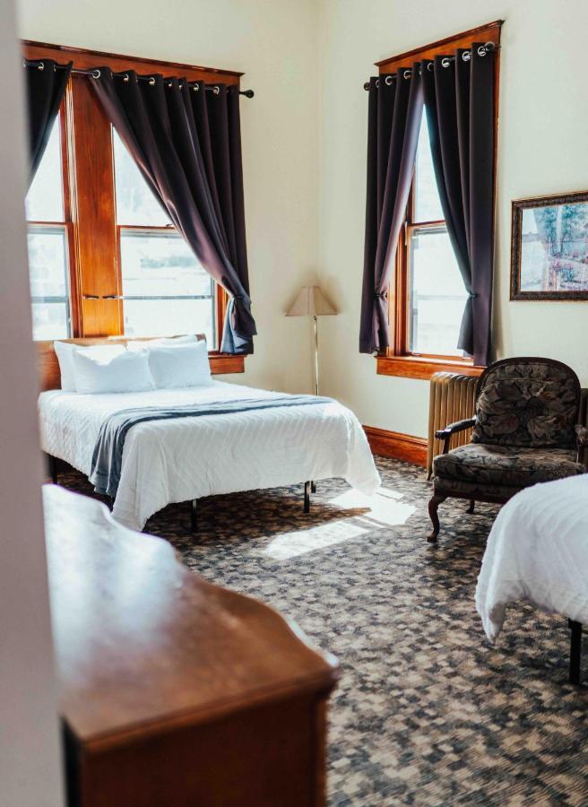 Town Hall Inn Lead المظهر الخارجي الصورة